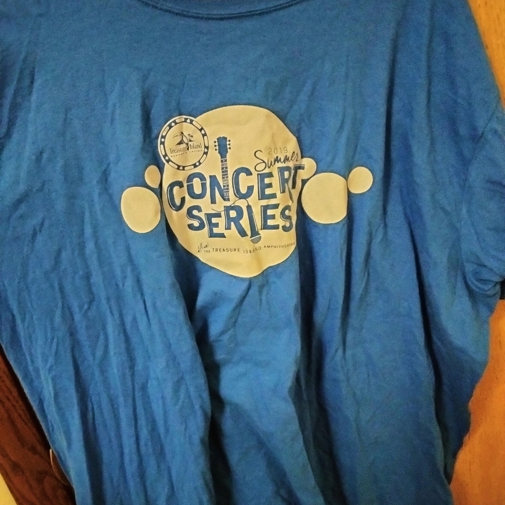 2019 concert series shirt